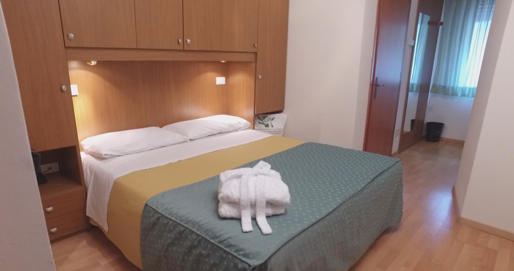 加尔德尔健康中心酒店 阿尔塔泰尔梅 外观 照片
